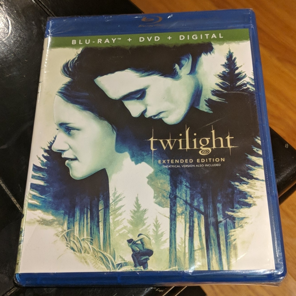 TWILIGHT blu-ray + dvd + digital copy